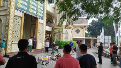 Kegiatan PKM Cleaning Blitz Sambut Ramadhan 1446H Masjid Al Muslimun, 24 Februari 2025
